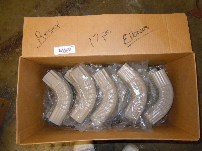 lot 45 image: 17 pieces New Residential Elbow Downspout
