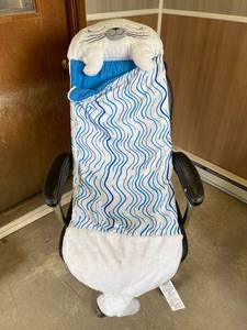 lot 351 image: Happy Nappers Pillow & Sleepy Sack- Comfy, Cozy, Compact, Super Soft, Warm, All Season, Sleeping Bag with Pillow - Seal