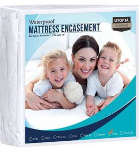lot 57035 image: Utopia Bedding Zippered Mattress Encasement King, 100% Waterproof Mattress Protector, Absorbent, Six-Sided Mattress Cover