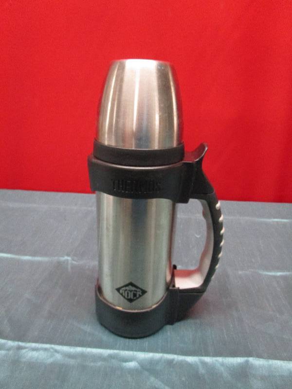 lot 8297 image: Thermos
