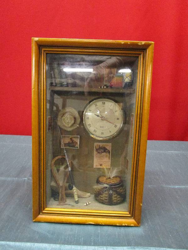 lot 8286 image: Window pane curio collection wall decor