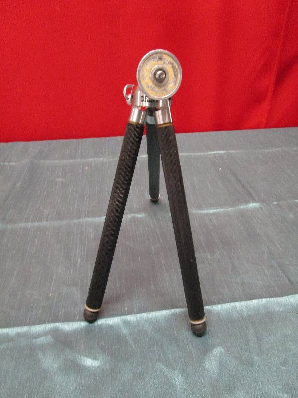 lot 8245 image: Vintage camera tripod