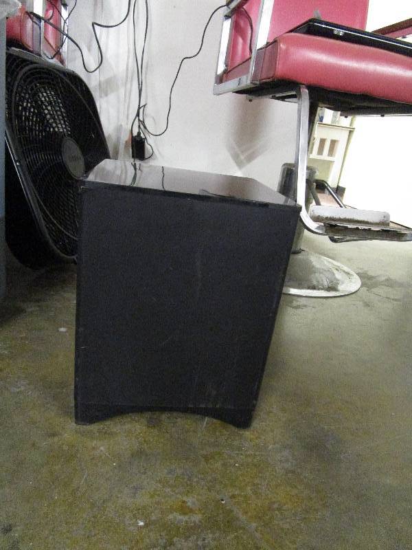 lot 8006 image: Onkyo Bass wireless speaker