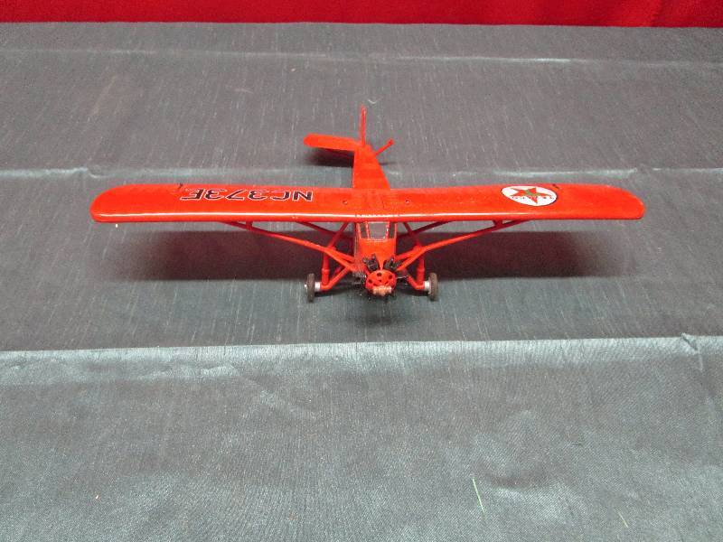 lot 8012 image: Texaco diecast metal airplane