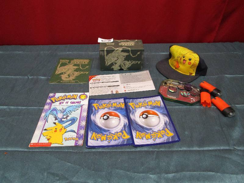 lot 8020 image: Lot Of Pokemon items