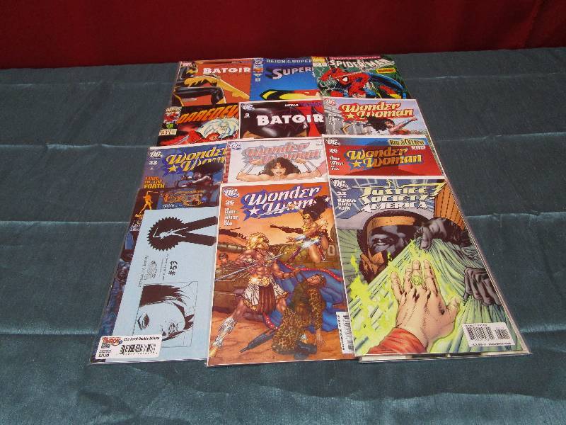 lot 8023 image: Lot of Comic Books