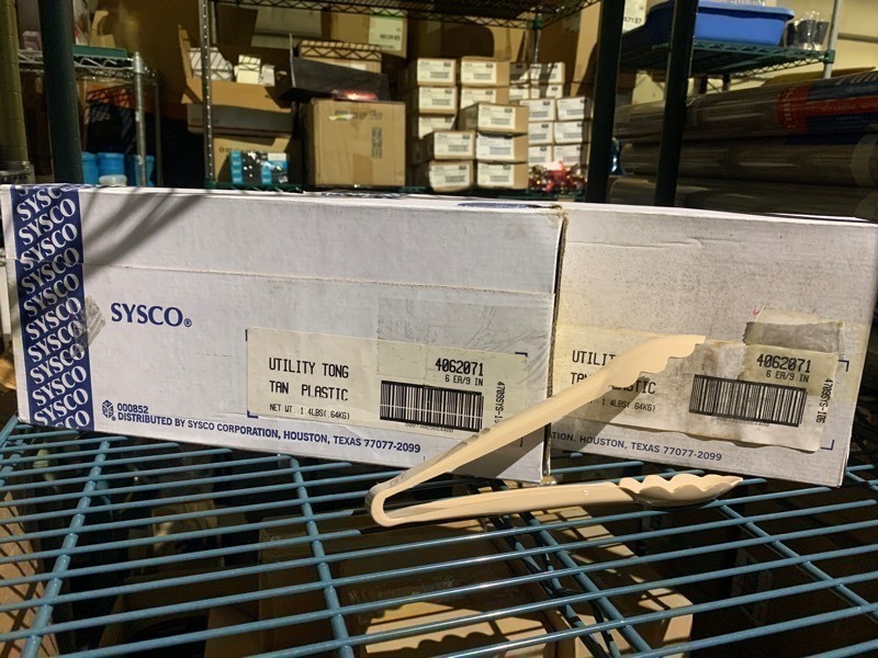 lot 300 image: 2 Boxes of 9 Sysco Utility Tongs (12 Total)