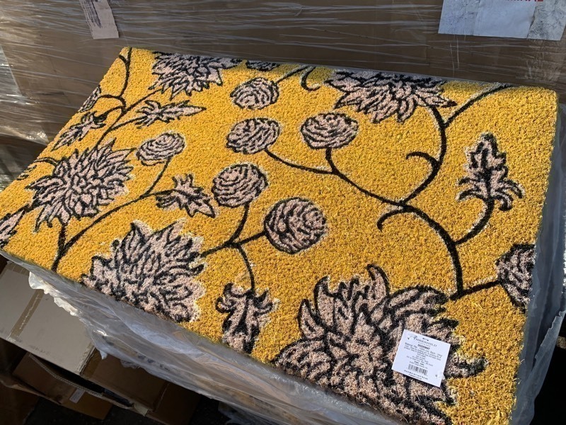 lot 548 image: New Threshold 18x30 Yellow Floral Doormat
