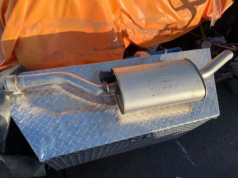 lot 332 image: Inlet Muffler