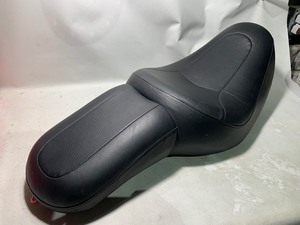 lot 35 image: Harley Davidson Black Leather Motorcycle Seat 14x31