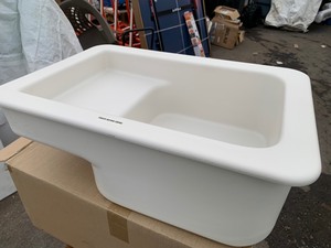 lot 53 image: New Coldmaster 8.5x17x25 Cold Batter Pan, White