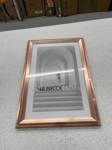 lot 64121 image: WUIRCCX 11x17 Picture Frames High Definition Glass Set of 4 Rose Gold,