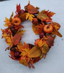 lot 64155 image: Fall Wreath