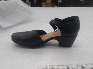 lot 64234 image: Clarks Collection Leather Heeled Mary-Janes -7.5 Narrow