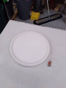 lot 67076 image: 18 selectable CCT LED recessed light with night light, unknown brand