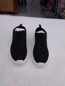 lot 67089 image: Clarks Cloudsteppers Knit Sneakers, black, womens 6 M