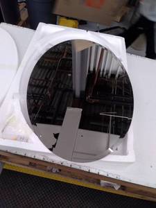 lot 67284 image: Oval wall mirror, unknown brand, 35 x 24