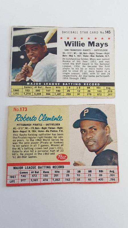 lot 2013 image: Roberto Clemente & Willie Mays Post Cereal Baseball Cards 1961 & 1962