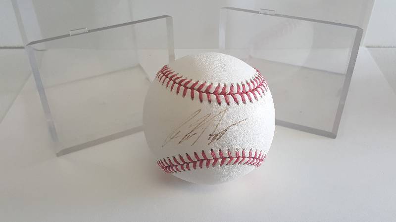 lot 2039 image: Kevin Appier Autographed American League Official Baseball Kansas City Royals