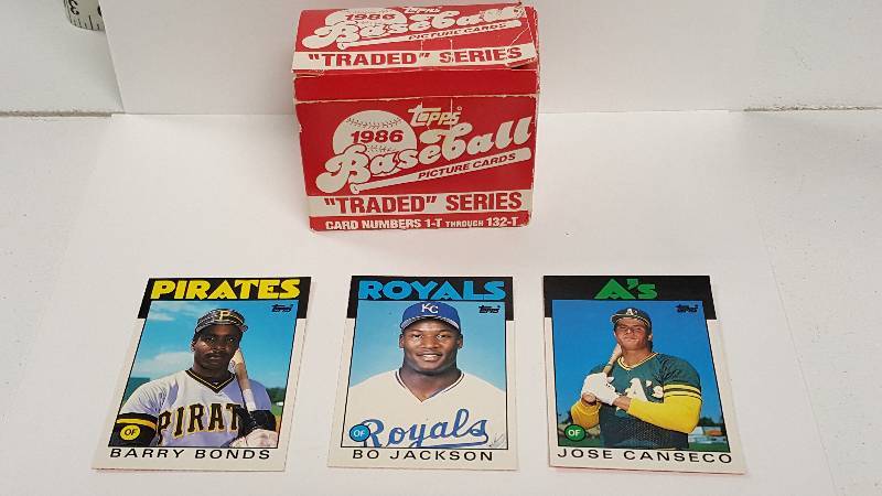 lot 2050 image: 1986 Topps Traded Baseball Complete Set w Bo Jackson Barry Bonds Rookie Cards