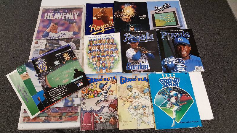 lot 2051 image: Kansas City Royals Progams Scorecards Grand Slam & 2014 KC Star World Series Pages