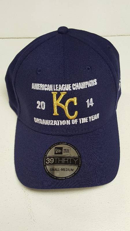 lot 2078 image: 2014 Kansas City Royals American League Champions Fitted Baseball Hat Sz S-M