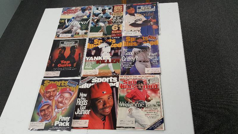lot 2090 image: 9 Ken Griffey Jr Sports Illustrated Magazines Cover First Issue 1990-04 Lot Mariners Reds