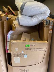 lot 48338 image: mixed AMZ returns, used, parts, damaged, kitchen items, baby items, electronics, toys and more