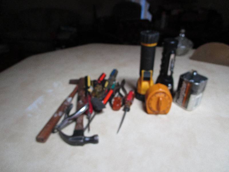 lot 8192 image: Lot of Random Tools