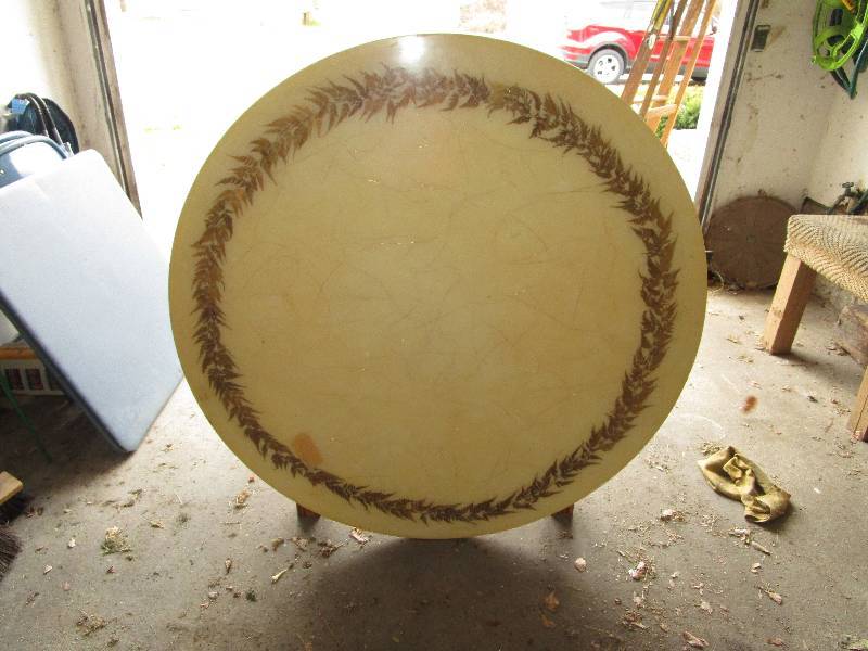 lot 8213 image: Antique table top