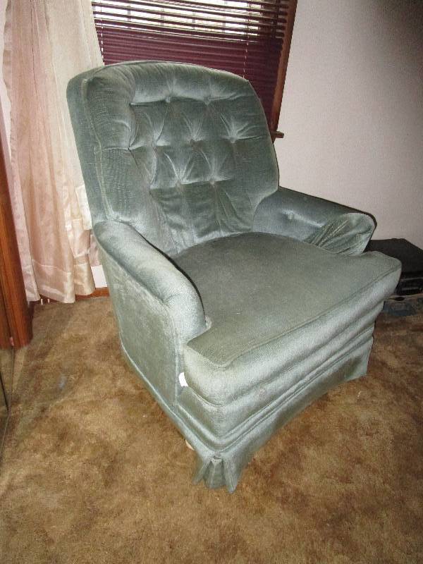 lot 120 image: Living room chair