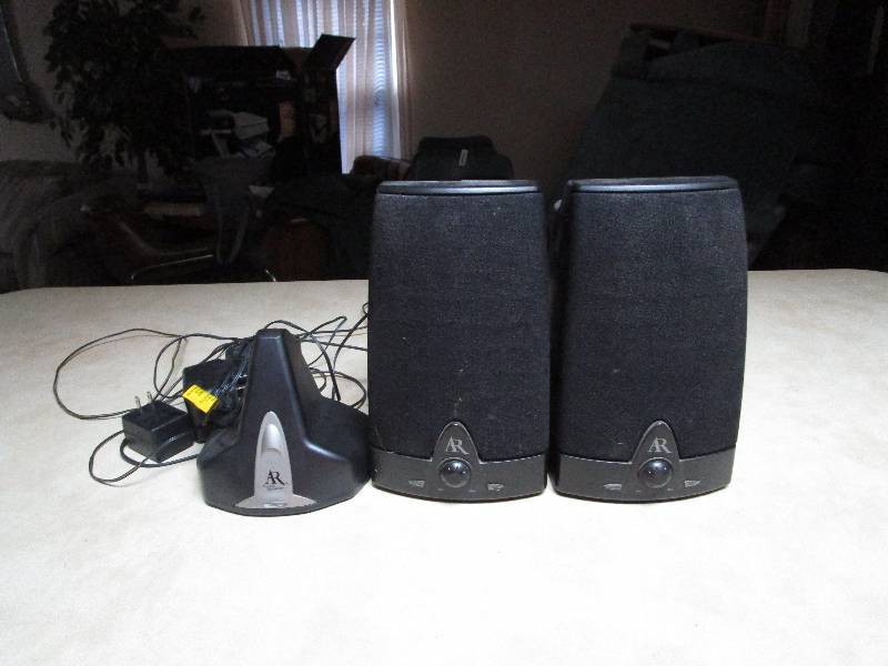 lot 272 image: Acoustic Research speakers