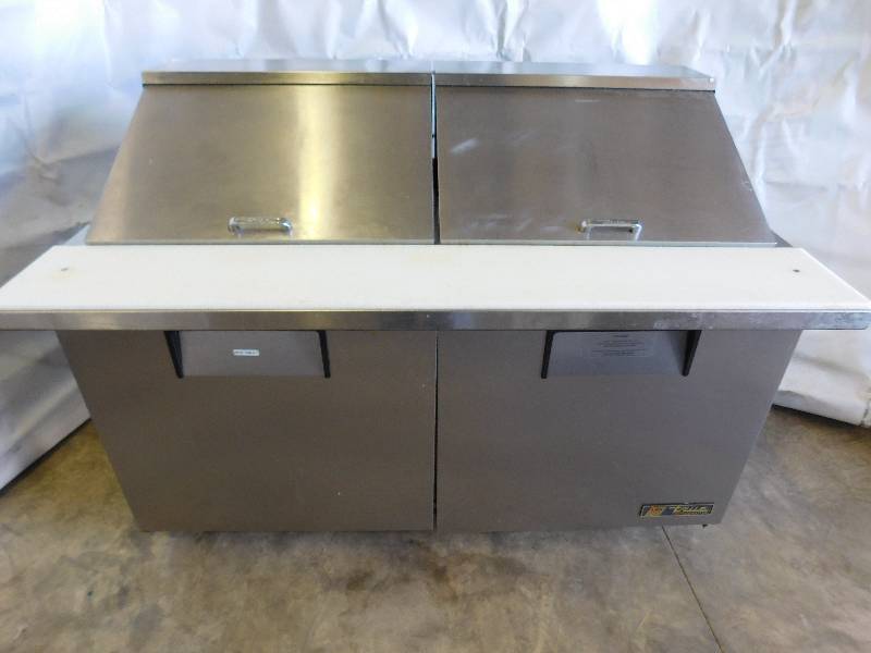 lot 600 image: True 5 Foot Mega Top Prep Table