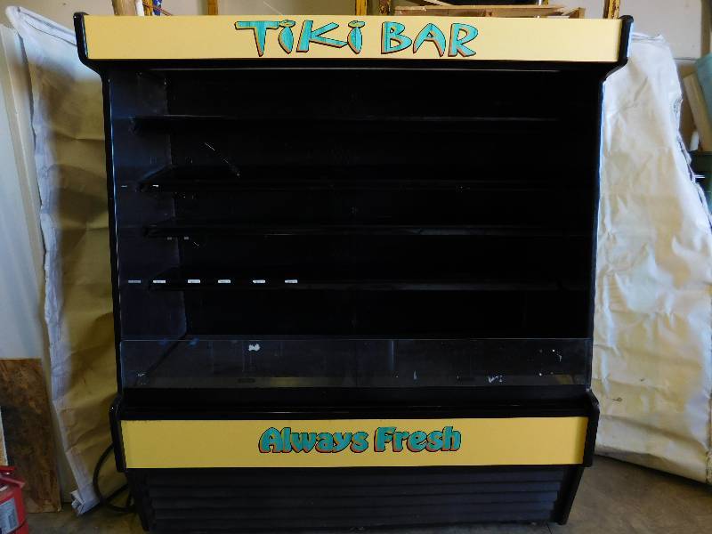 lot 603 image: Oasis Open Air Display Cooler