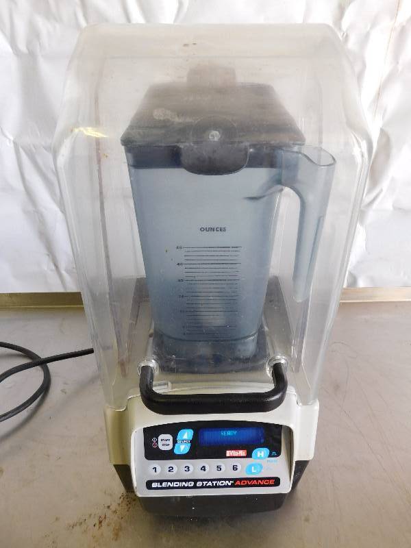 lot 623 image: Vit A Mix Blender