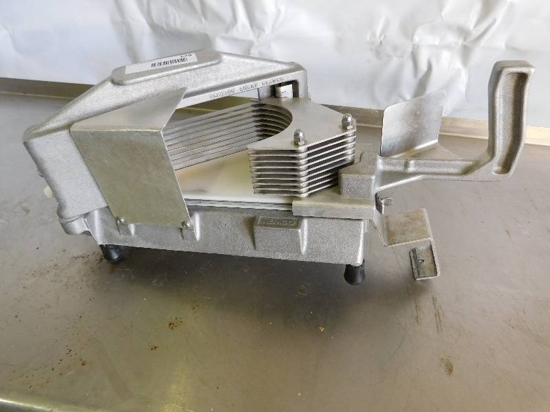 lot 628 image: Nemco Vegetable Slicer