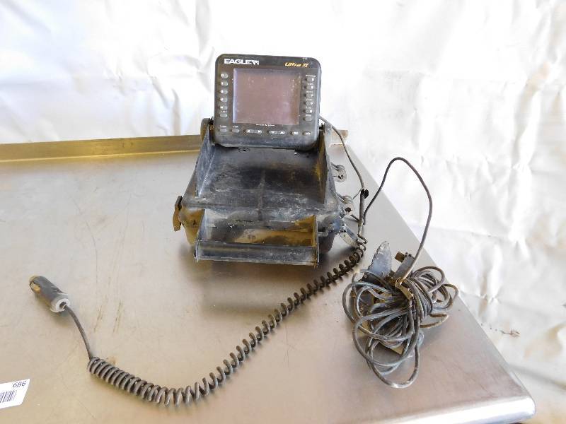 lot 686 image: Eagle Ultra 2 Fish Finder