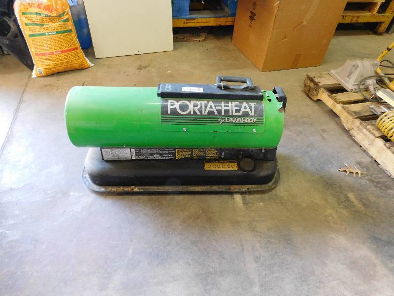lot 689 image: Lawnboy Porta-Heat Heater