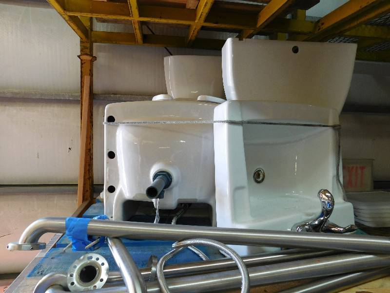 lot 694 image: Pallet Of Restroom Equipment
