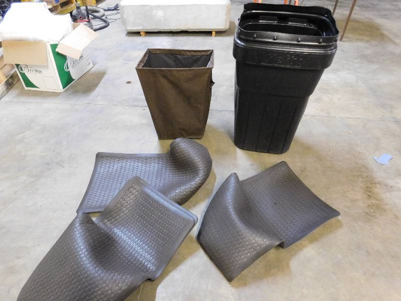 lot 1170 image: Lot of Trash Cans w4 Fatigue Mats
