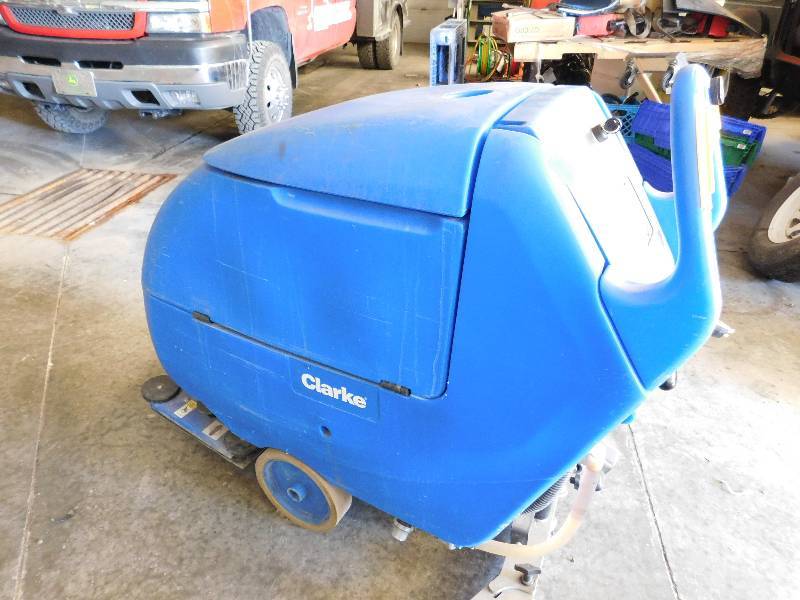 lot 1183 image: Clark Focus II Boost Floor Cleaner