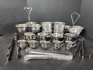 lot 176 image: Metal Serving Dishes