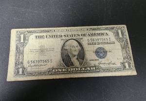 lot 196 image: Series 1935E Silver Certificate, Miscut Error, Blueseal, Serial # G56397565I