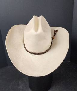 lot 202 image: Stetson Hat, Size 6 78, Style Buckeye