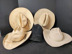 lot 153 image: (5) Vintage Western Hats for Decor