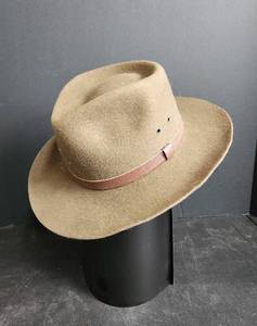 lot 17 image: Dorfman - Pacific Co. Pure Wool Hat Size 7 14