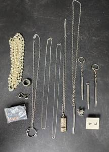 lot 354 image: Costume Jewelry