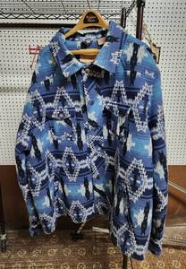 lot 369 image: Powder River Outfitters Coat Size 5X