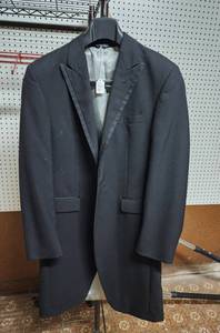 lot 371 image: Vintage Frock Coat