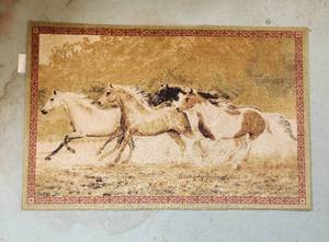lot 239 image: Mohawk Home Mustang Run Rug 40x60